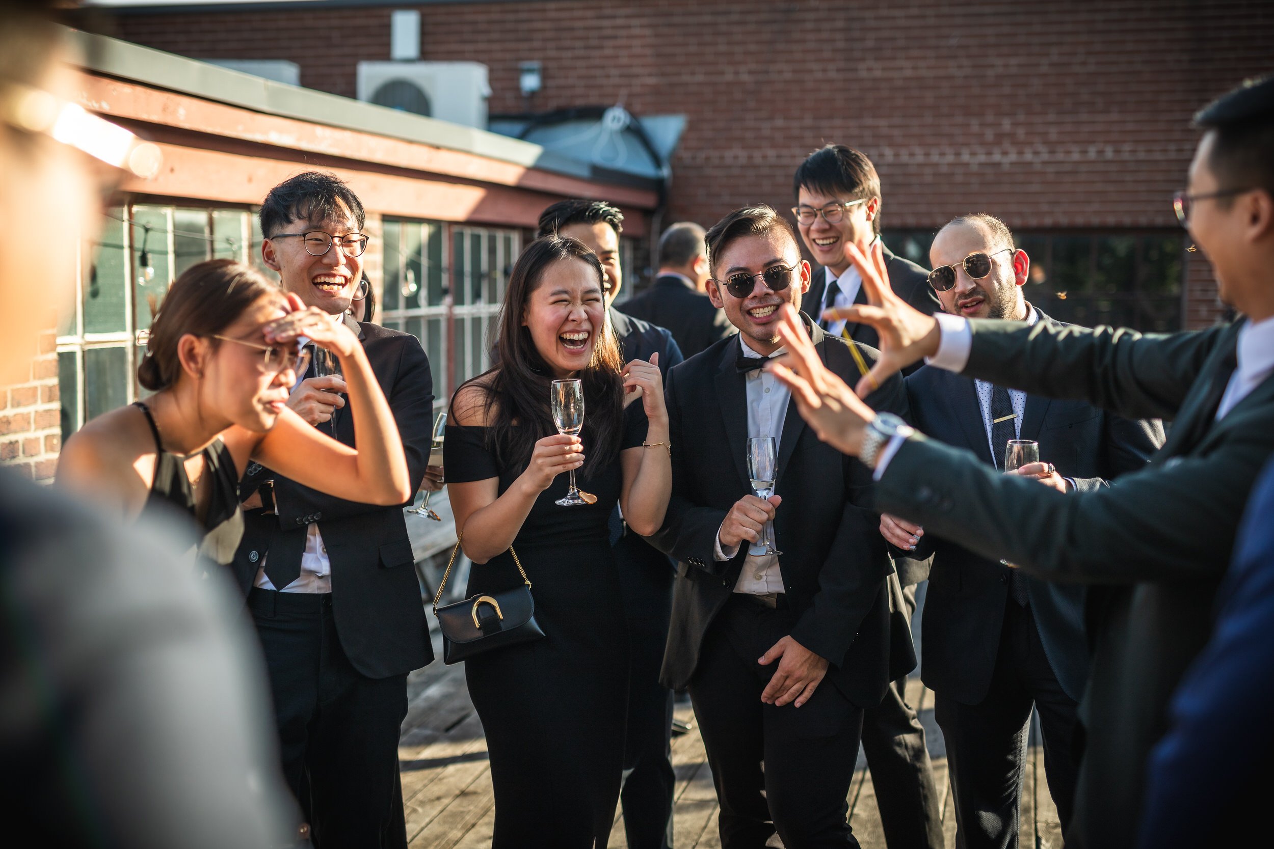 Bao présente de la magie aux invités d’un mariage